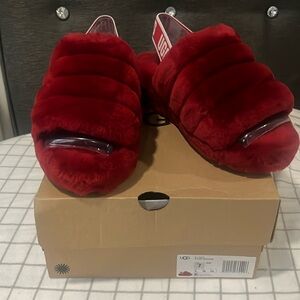 Ugg W Fluff Yeah Slides